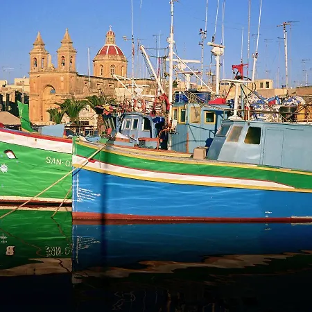 Chic 2br Apartment, Ideal Location *